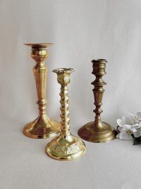 Messinkikynttilänjalat